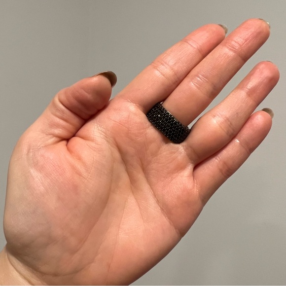 NEW Black Diamond Cocktail Statement Ring - Picture 6 of 9